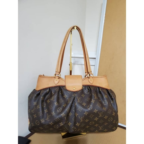 Authentic LOUIS VUITTON Monogram Boetie MM Bag - Picture 9 of 11